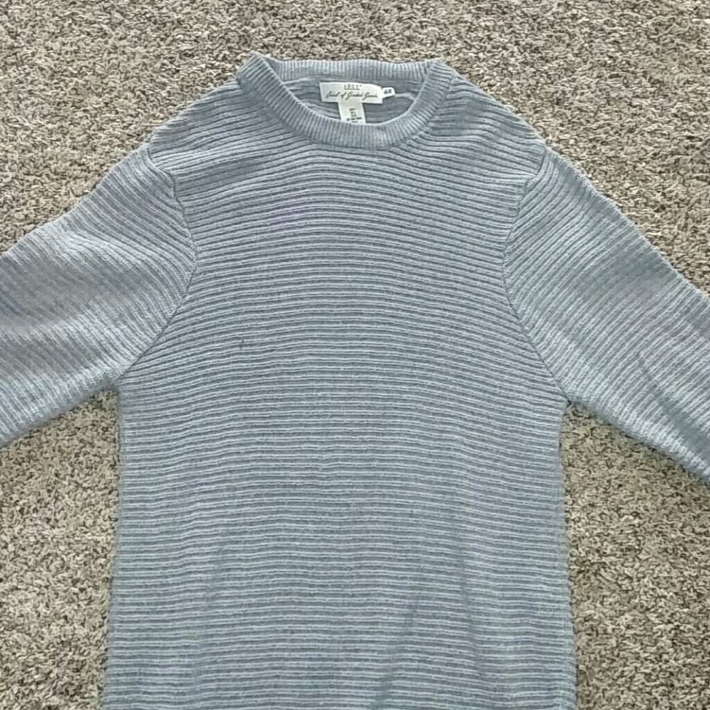 Men's Large grey sweater by H&M L.O.G.G. very nice
